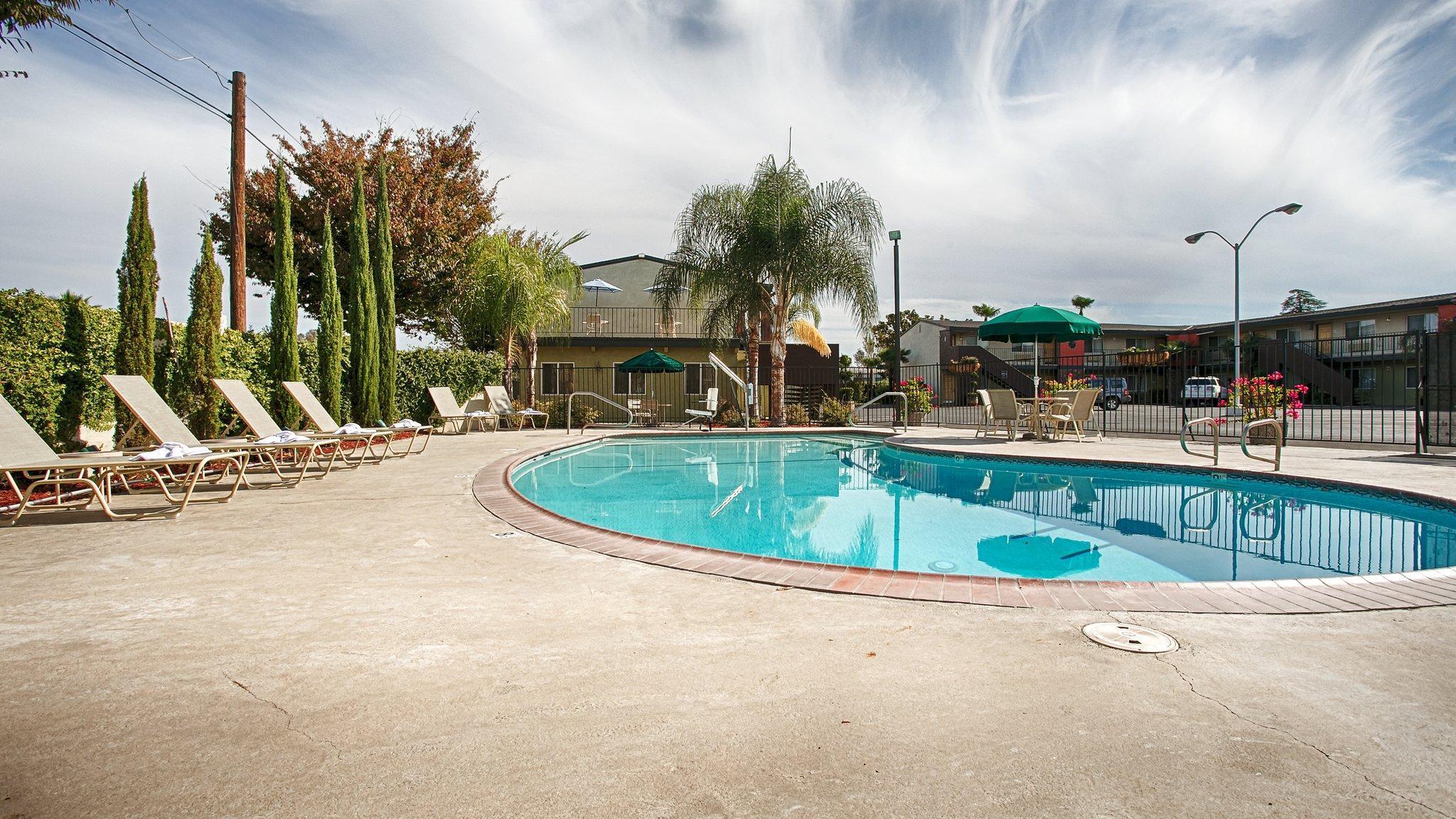 Days Inn & Suites By Wyndham Lodi Facilities photo